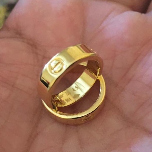 18k REAL GOLD RINGS - Picture 2 of 6